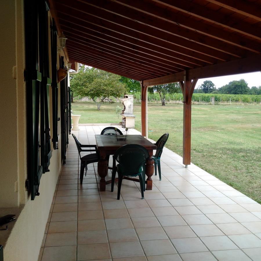 Bed and Breakfast La Mancine Laulan Jau-Dignac-et-Loirac Exterior foto
